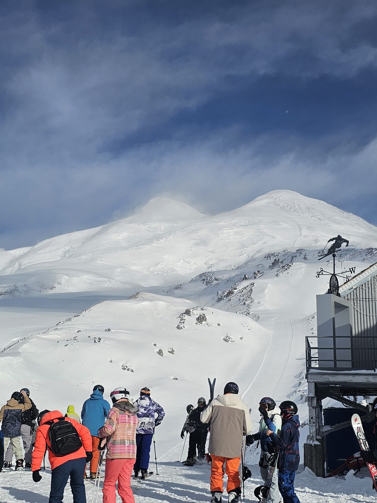Эльбрус — двуглавая вершина